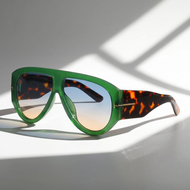 Delaney Oversized Sunglasses detail
