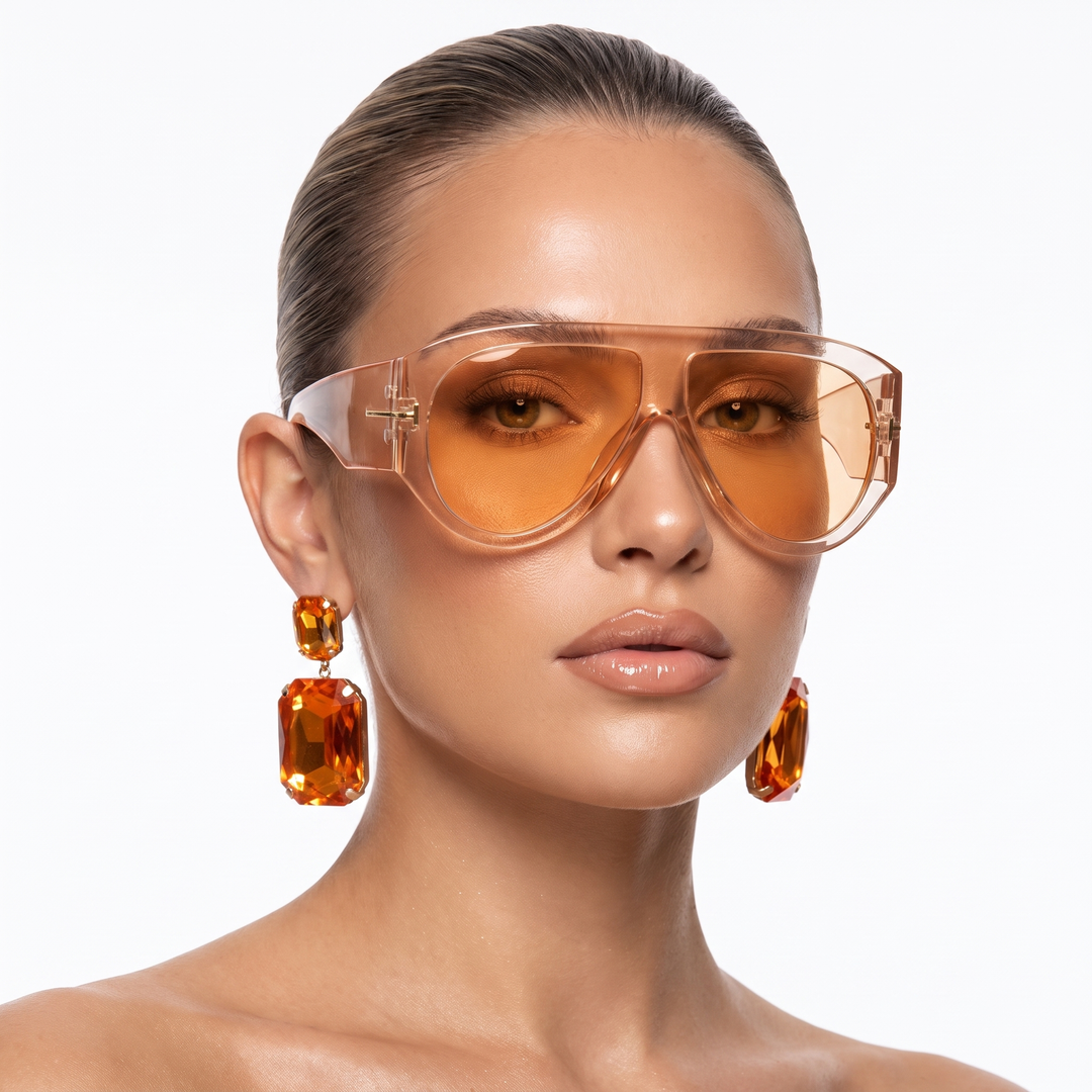 Delaney Oversized Sunglasses in Champagne